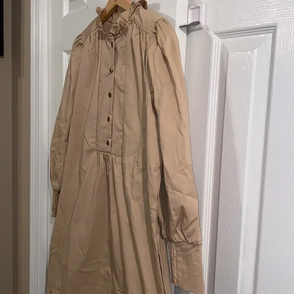 Tan Claiborne Dress POMANDER PLACE - Picture 10 of 15